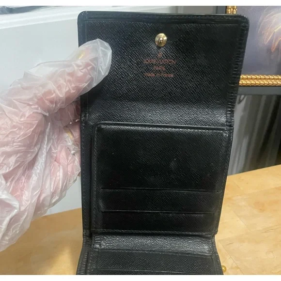 Louis Vuitton Epi black wallet - Picture 4 of 5